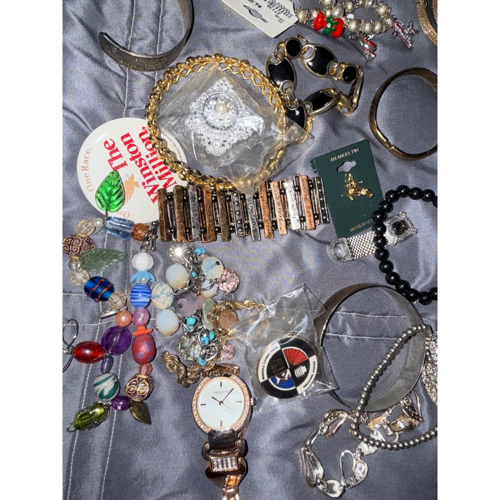 Vintage Jewelry Lot Bracelets Valletta Watch Christmas Charms Pins Mixed Media - Picture 2 of 5